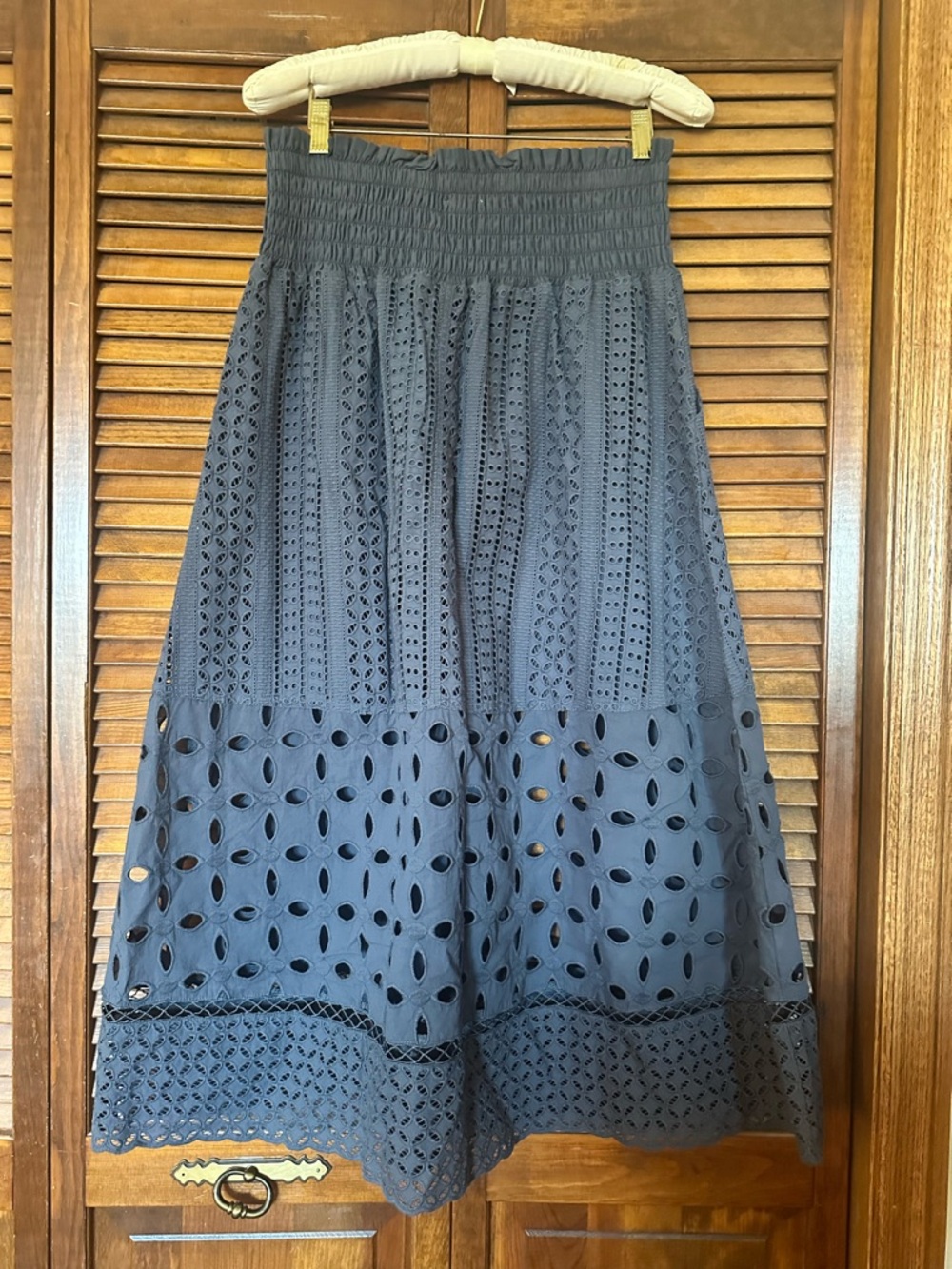 Wrap London indigo steel blue Broderie Eyelet Midi Skirt size 10. - Picture 14 of 15